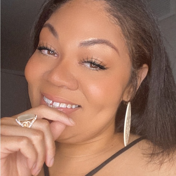 Meet your Posher, Dior - Picture 1 of 1